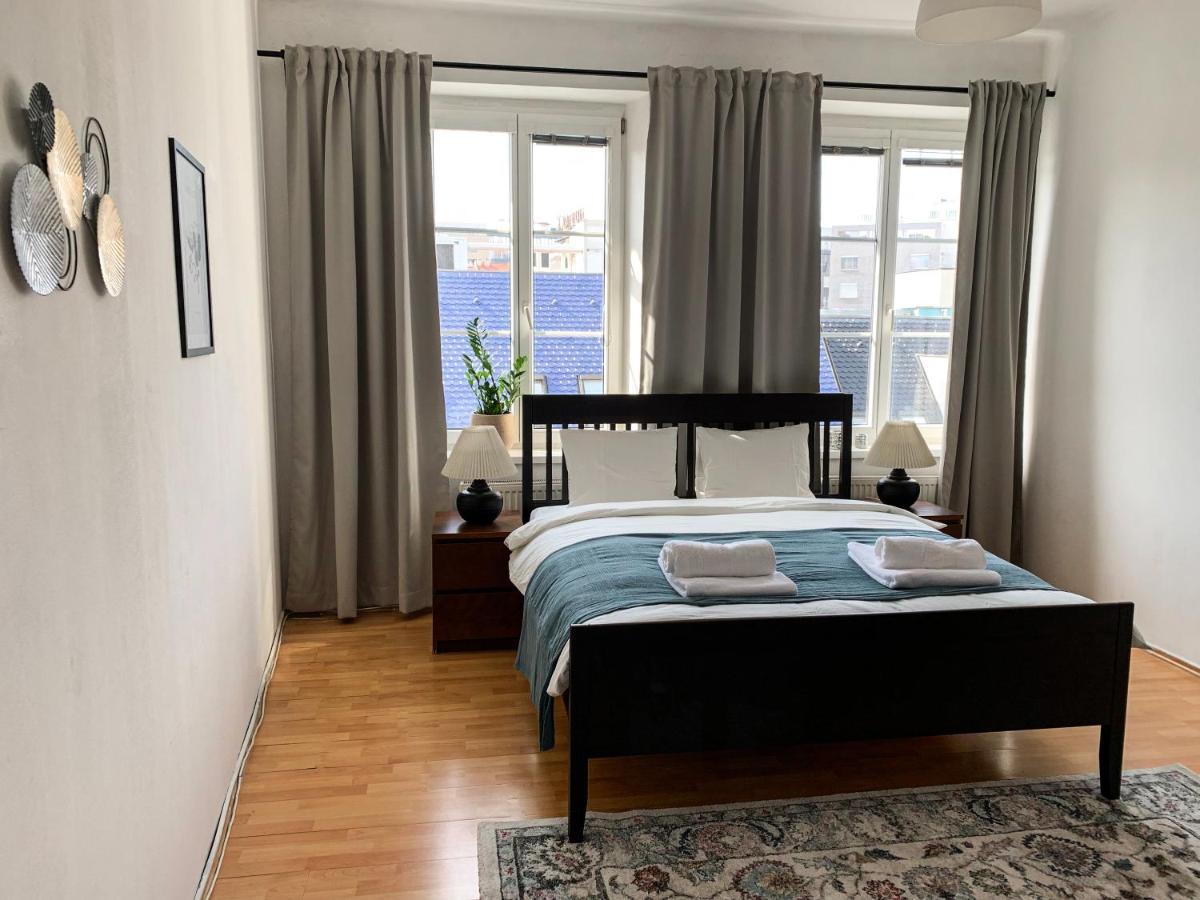 ברטיסלאבה Cozy Downtown City Living מראה חיצוני תמונה