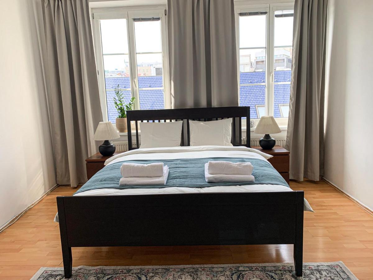 ברטיסלאבה Cozy Downtown City Living מראה חיצוני תמונה
