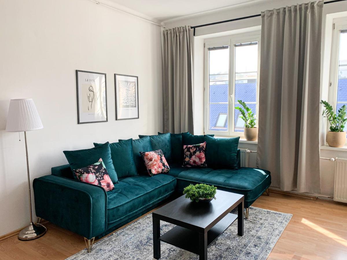 ברטיסלאבה Cozy Downtown City Living מראה חיצוני תמונה