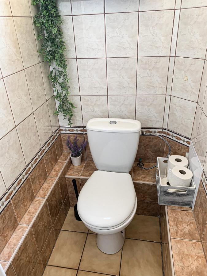 ברטיסלאבה Cozy Downtown City Living מראה חיצוני תמונה